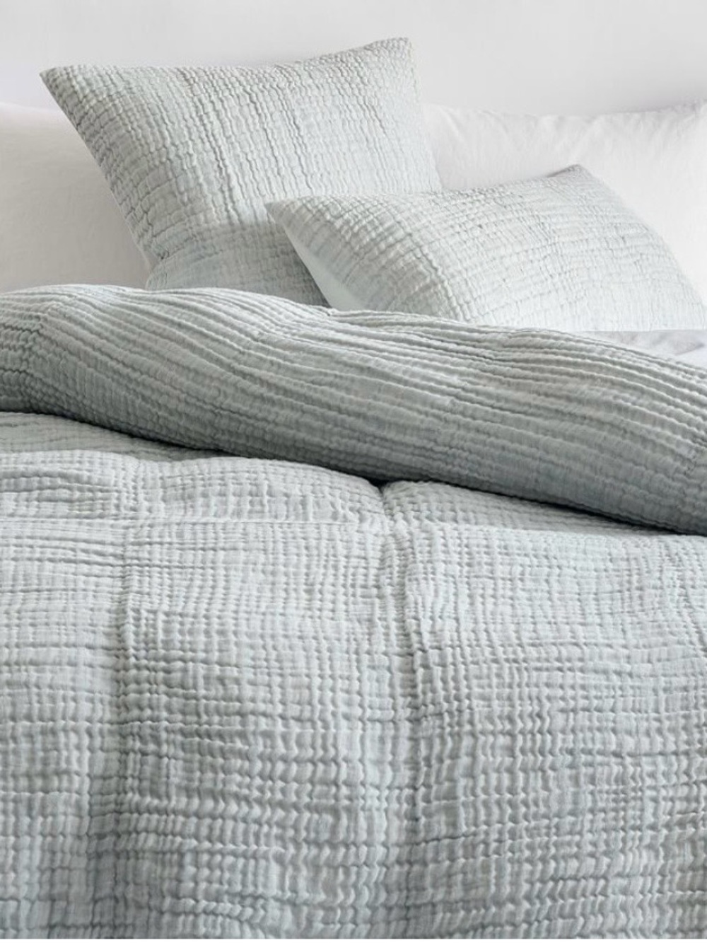 ++ SALE King/Cal King Pottery Barn Chambray Cloud Duvet